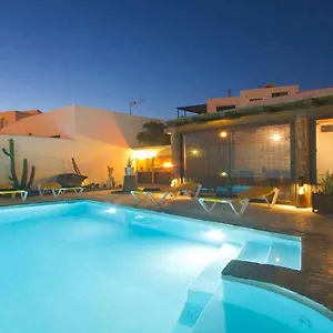 villa-princesa-puerto-del-carmen.in-canary-islands.com/